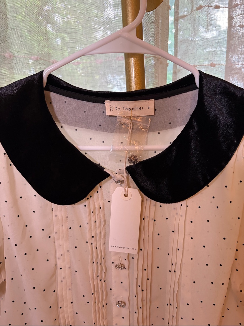 By Together DÔEN Inspired Polka Dot Peter Pan Collar Blouse - Picture 2 of 4